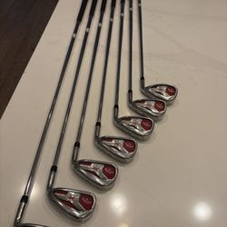 Callaway X Series - RH Golf Club Iron Set