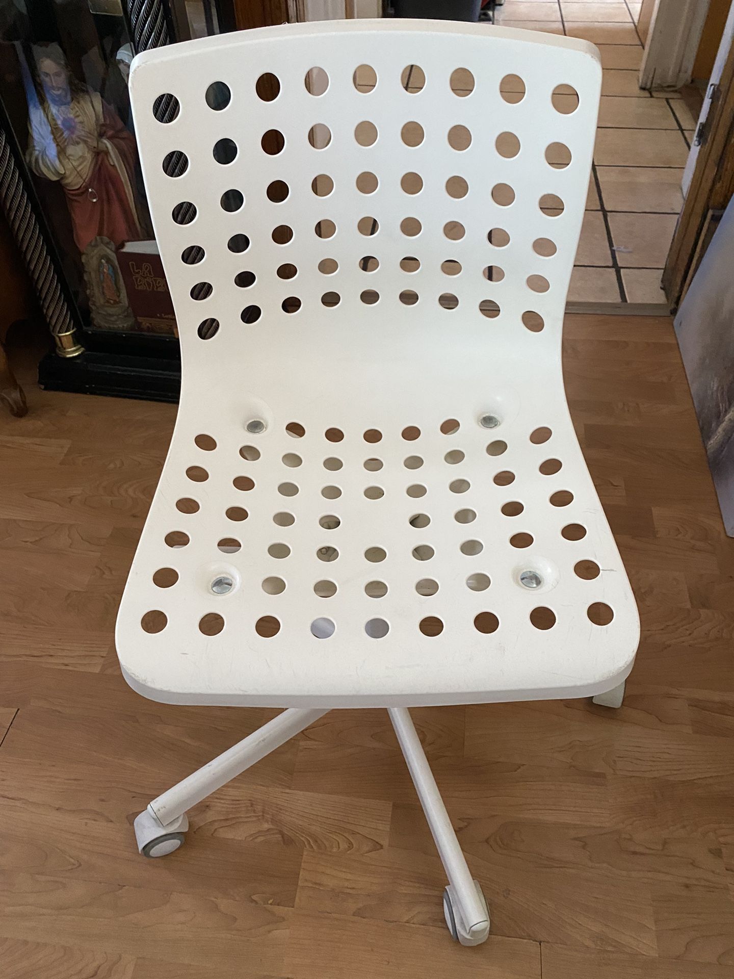 White IKEA Rolling Chair Adjustable Height