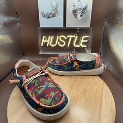 Hey Dude Women’s Wendy Margaritaville Sz 7