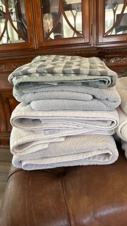 Bath towels