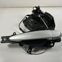 PASSENGER REAR DOOR HANDLE BMW E90 335i 328i