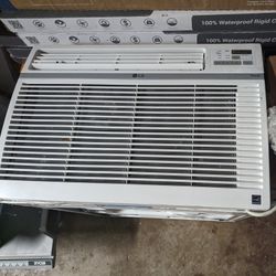 LG Thinq 15000 Btu Air Conditioner Mint