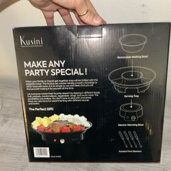 Chocolate Dip Fountain For Strawberries