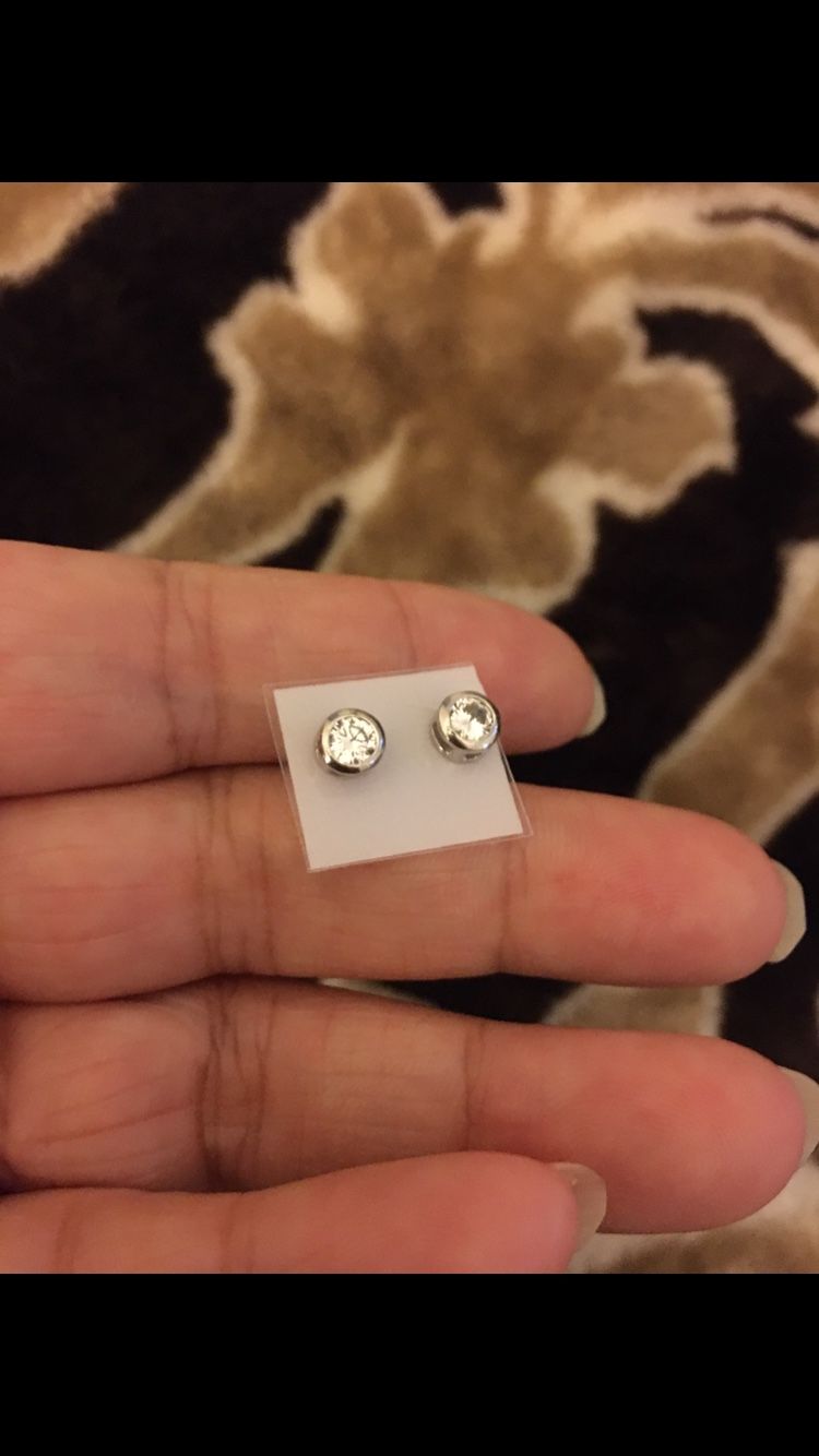 Real Silver Zircon Diamond Small Stud Earrings