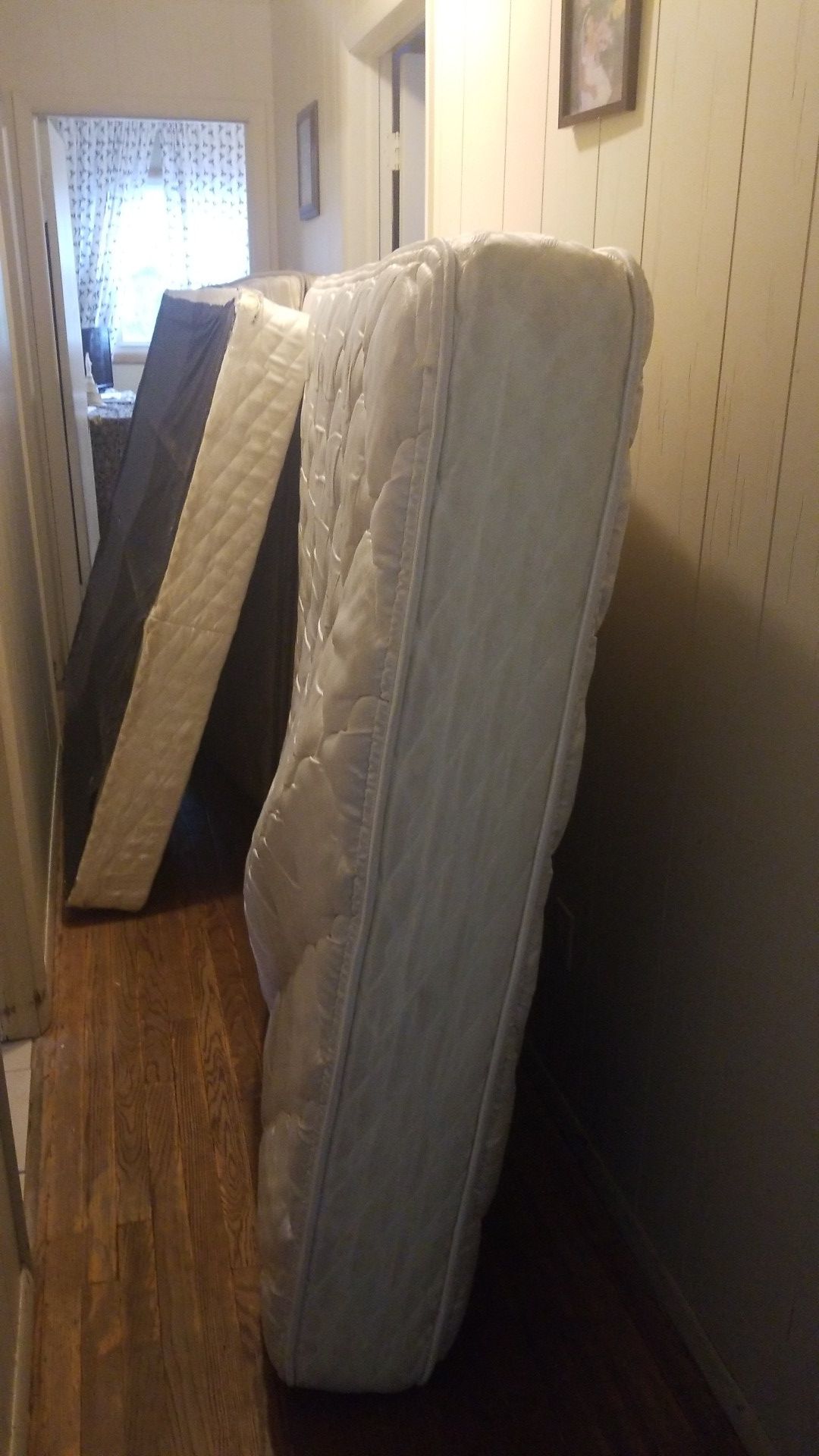 Queen size mattress and 2 box spring