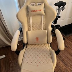 Gamer chair
