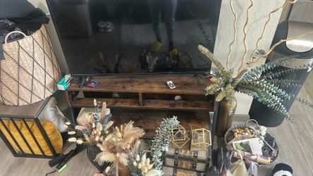 TV Stand Bestier TV Stand for TVs up to 65" adjustable Wall Mount, Rustic Brown