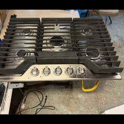 Frigidaire 5-Burner Cooktop
