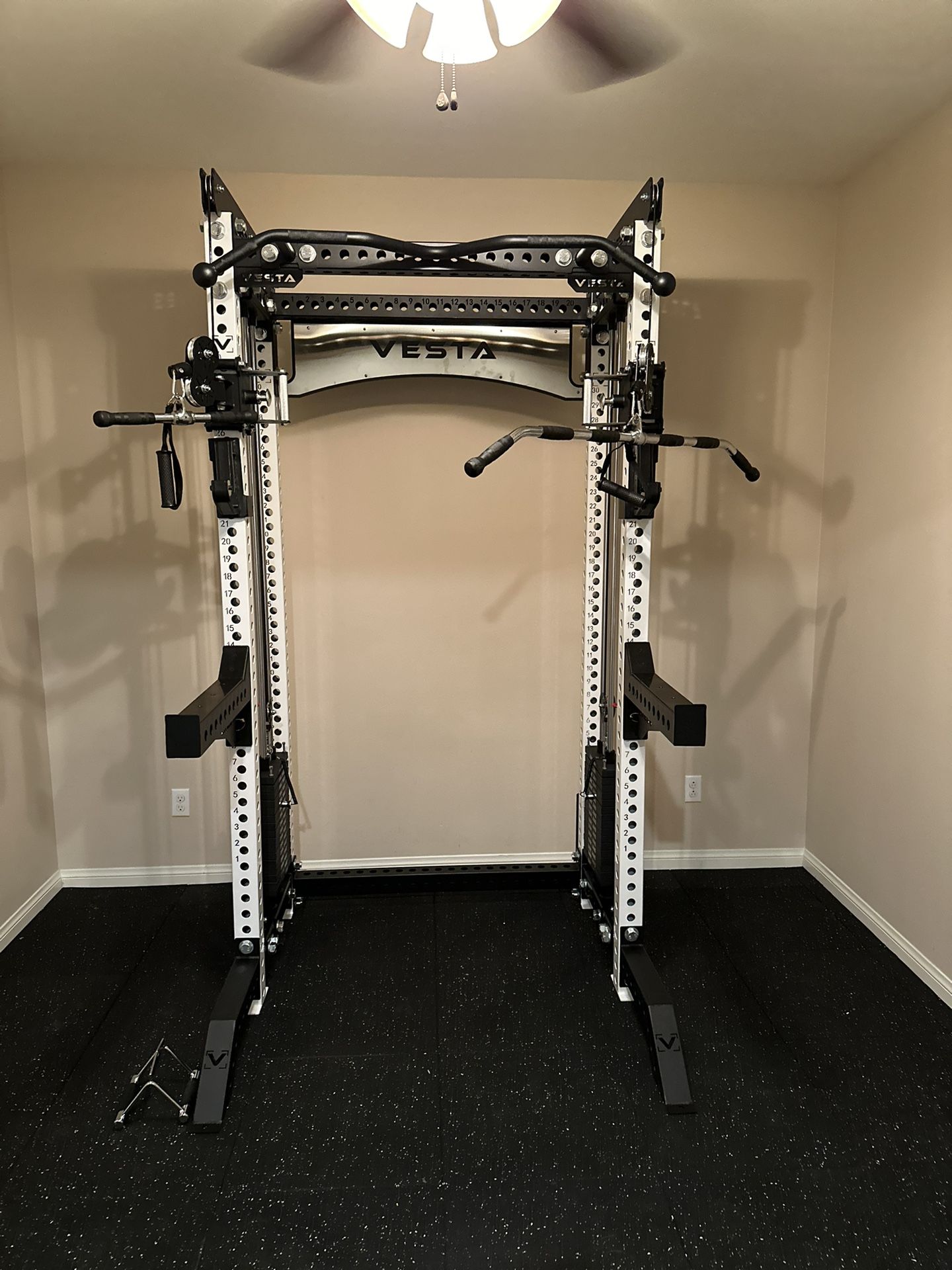 Vesta Fitness PRO SERIES Ultimate Half Rack Functional Trainer
