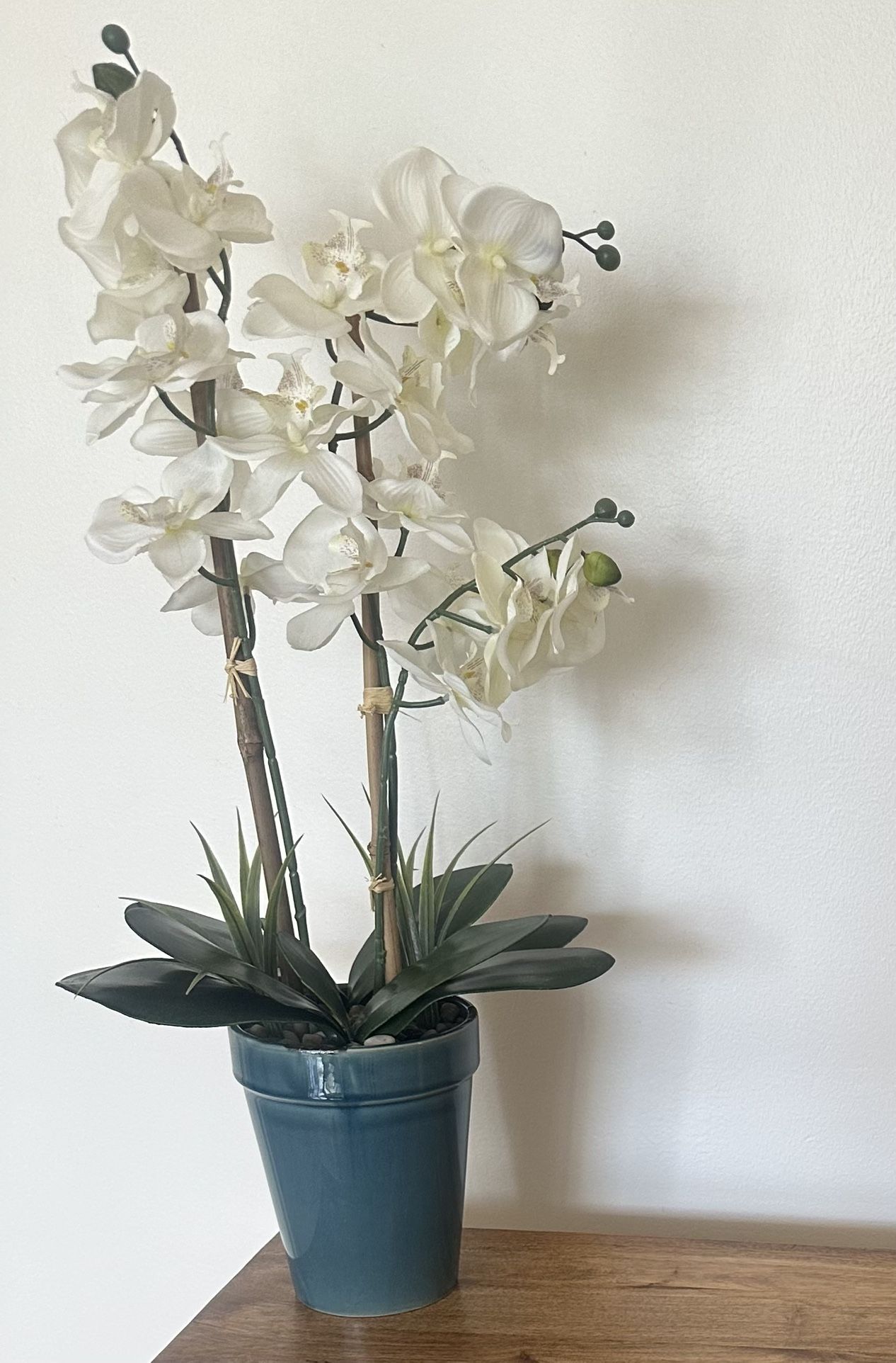 White Artificial Orchid Plant Decoration - planta de orquídea blanca falsa para decoración