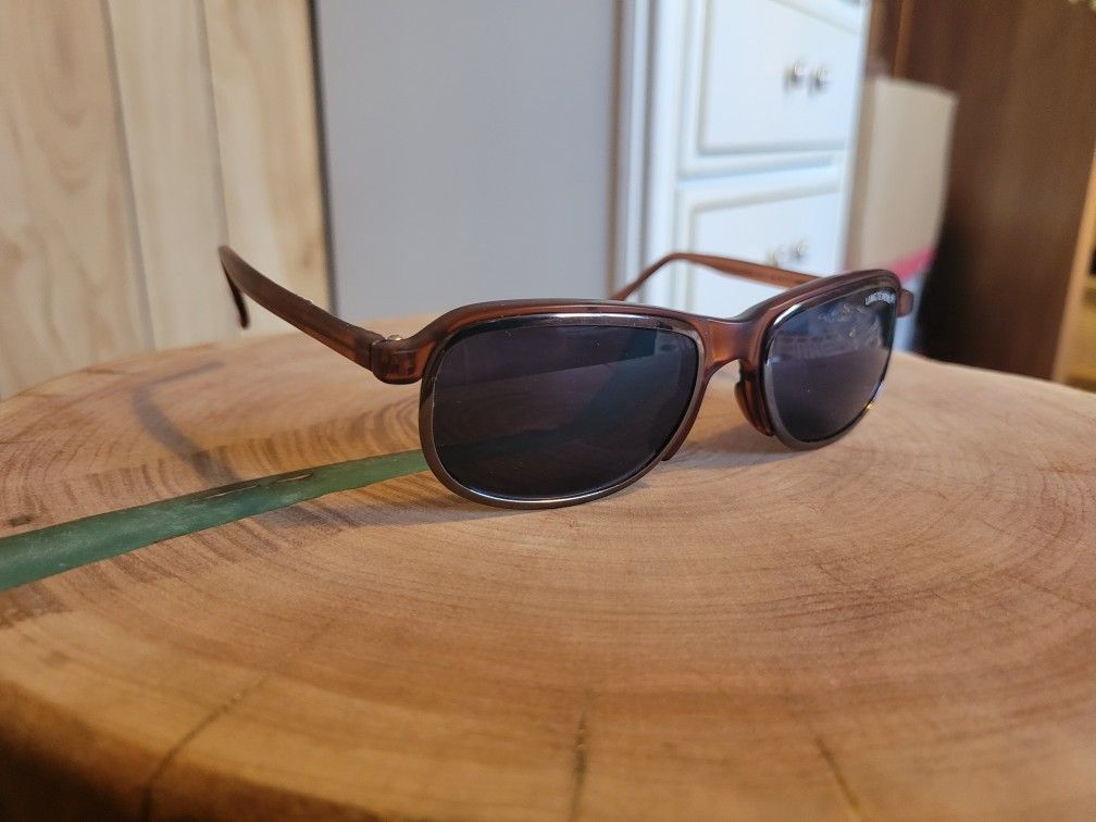 Brand New Women's Rectangle Sunglasses Brown