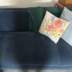 Couch/Sofa
