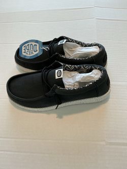 Men’s Hey Dudes Wally Stretch Canvas Shoes Size 11