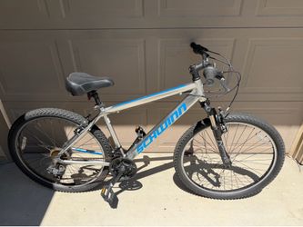 Schwinn Timber Trail AL 27.5 inch Mountain Bike