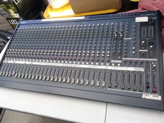 Yamaha MG 32/14 FX MIXER
