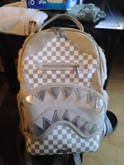SPRAYGROUND BACKPACK SHARK.