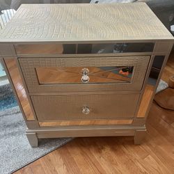 Glam Mirrored Nightstand – Embossed Croc, Champagne Silver, Crystal Knobs