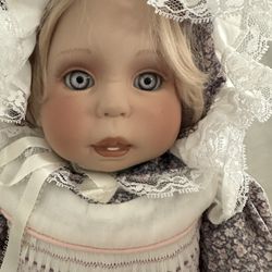 Lee Middleton Baby Grace Doll
