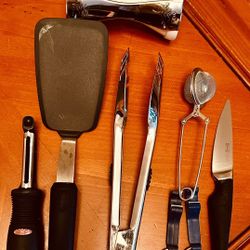 Kitchen Utensil Set: Knife, Tongs, Peeler & More!