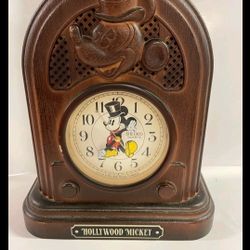 Mickey Mouse Vintage 1987 Seiko Quartz Clock Disney 60th Anniversary