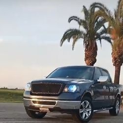 2006 ford f-150 xlt  80,000 miles  $9700