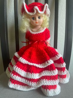 Vintage display doll with crocheted dress and hat