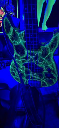 Carlo Rebelli Bass Crackle Carve Finish