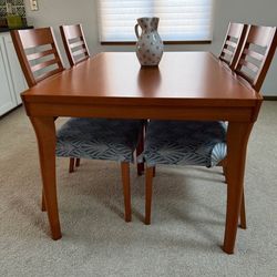Dining set