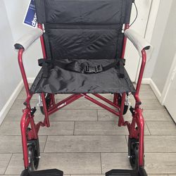 Drive Medical 22" seat width Bariatric Transport Chair, Full Length Arms with 12 Inches Rear Wheels, silla de ruedas