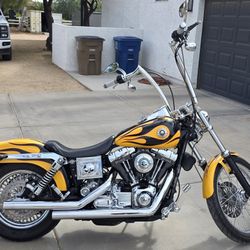 2002 Harkey Davidson Dyna Wide Glide