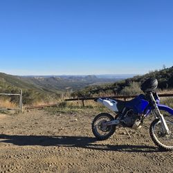 2001 Yamaha YZ400FL1