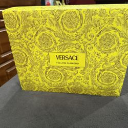 Versace Yellow Diamond Gift Set