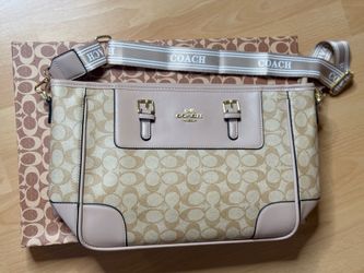 Brand New Women’s Tote Purse Coach