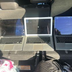 MacBook Laptops 