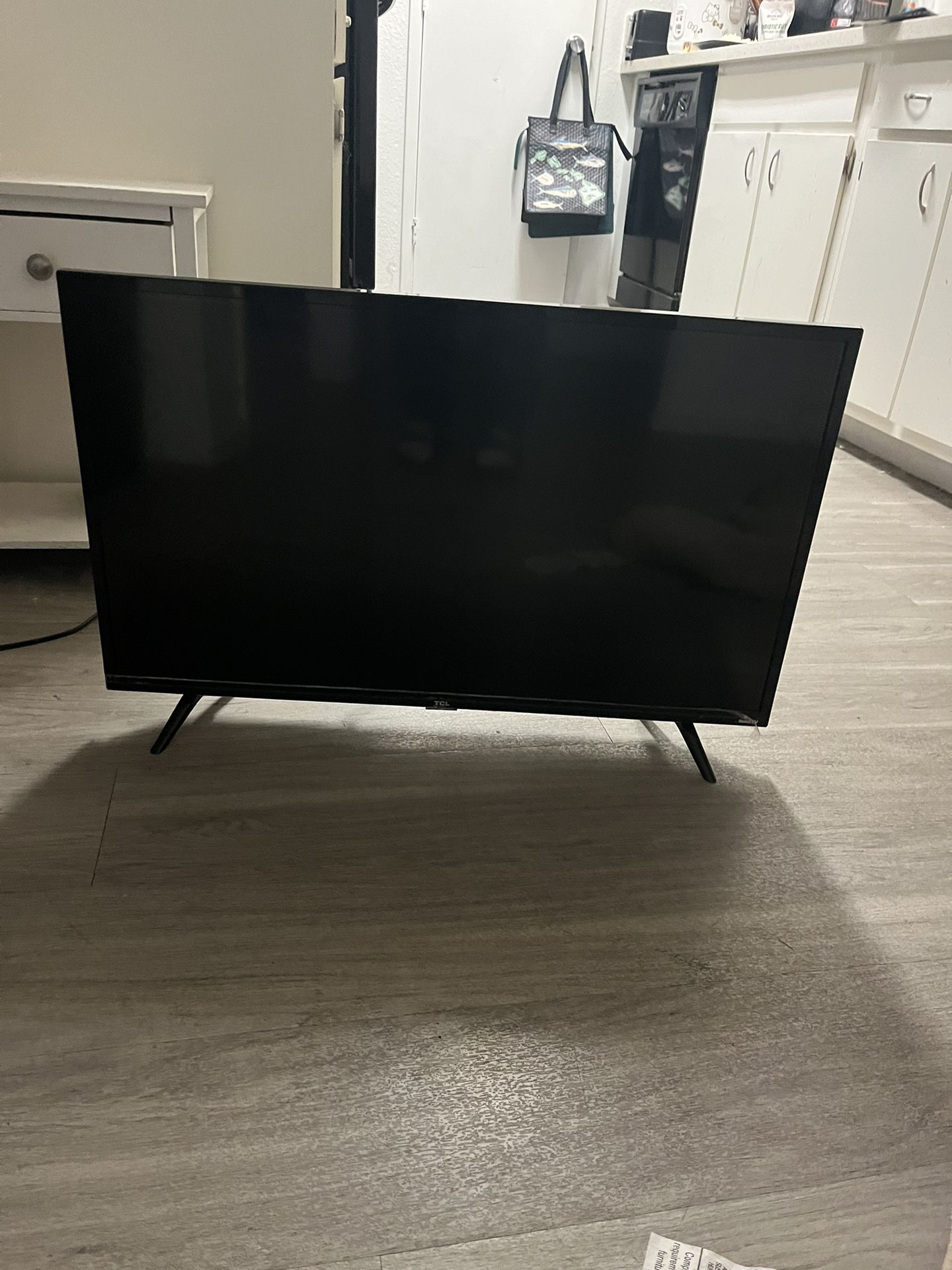 32 Inch TCL Roku TV