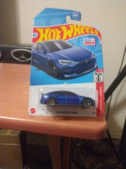 Hot Wheels Tesla Model 5 Plaid 