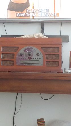 CD cassette and record player
