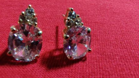 3/4 Carat Natural Diamond Earrings