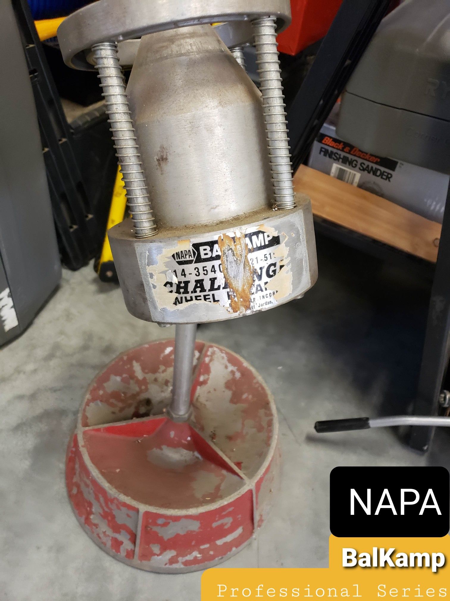NAPA BALKAMP Wheel/Rim/ Tire Balancer