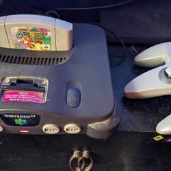Running N64 With 2 Games 3 Controllers