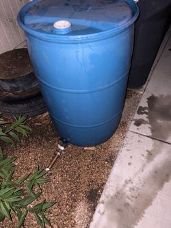 Blue Plastic 55-Gallon Drum with Spigot