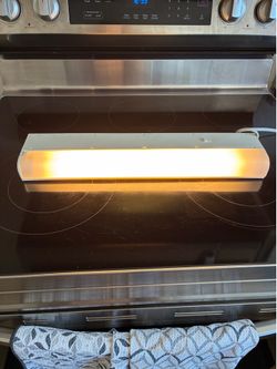 Under top Cabinet lights