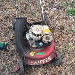 Vintage 21 inch snapper lawn mower