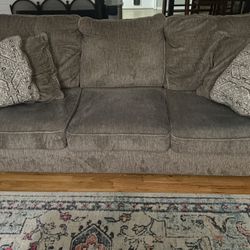 Brown/Tan couch