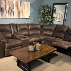 By Ashley Signature Tambo Canyon Large Size Comfy Sectional/Couch🌟 New Brand🌼 Showroom Available 🏠