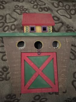 Vintage wooden Noah’s ark and animals