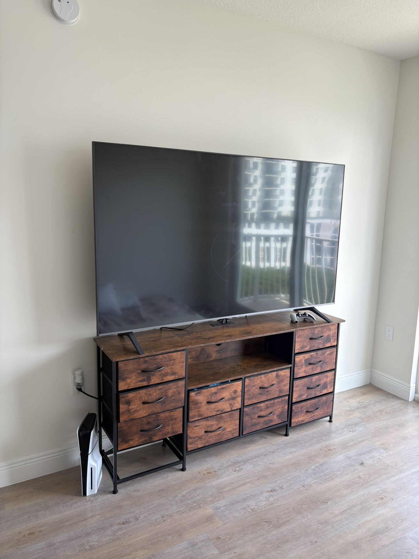 75inch Tv