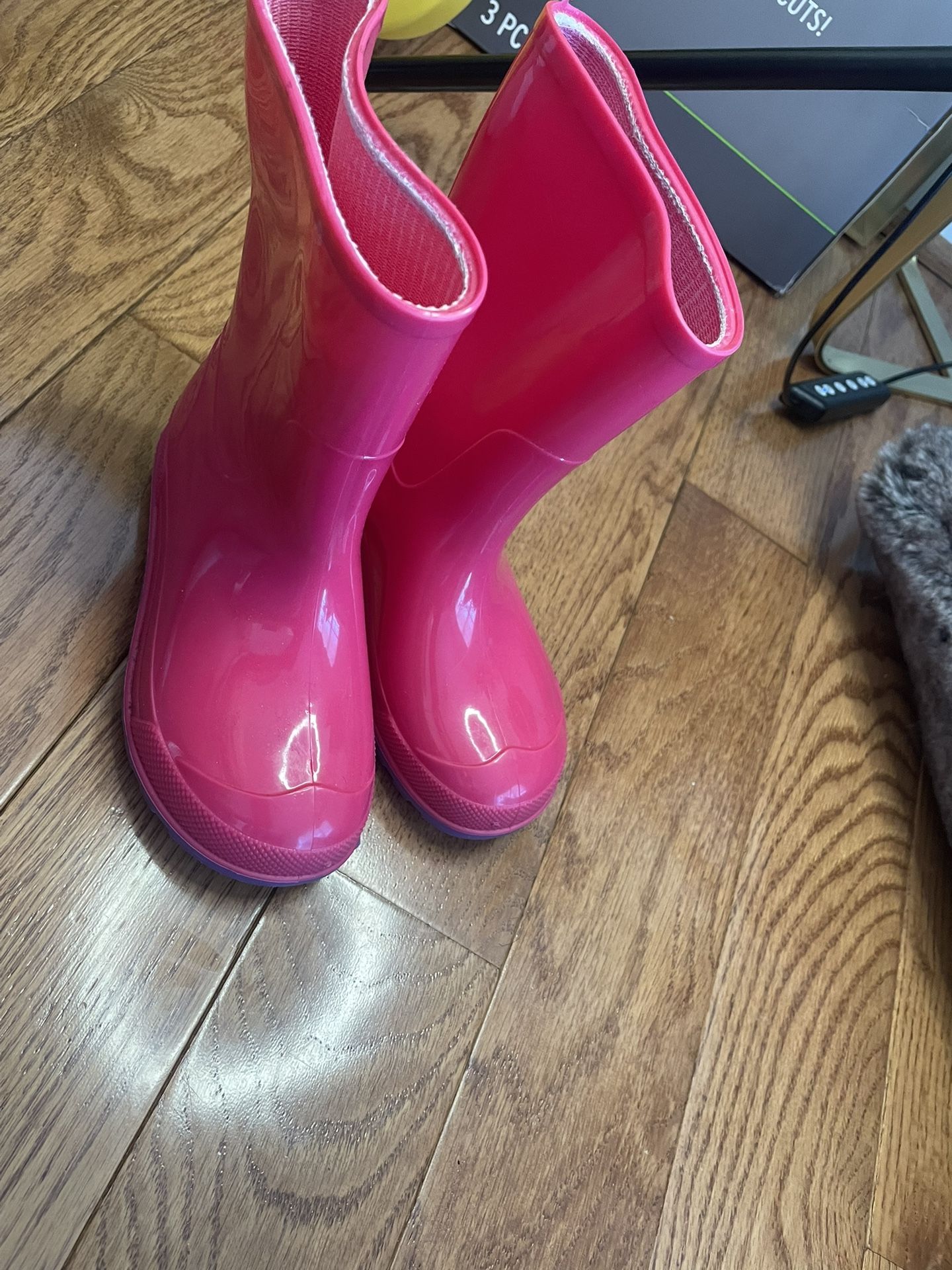 Girls’ Pink Rain Boots – Size 9/10Little Kids – Waterproof & Durable