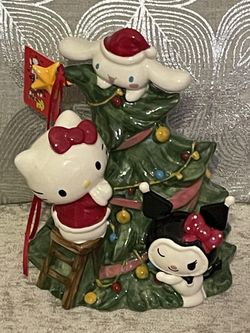 HELLO KITTY & FRIENDS DECORATING THE TREE FIGURINE