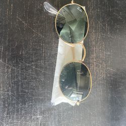 Rayban Sunglasses - Never Used